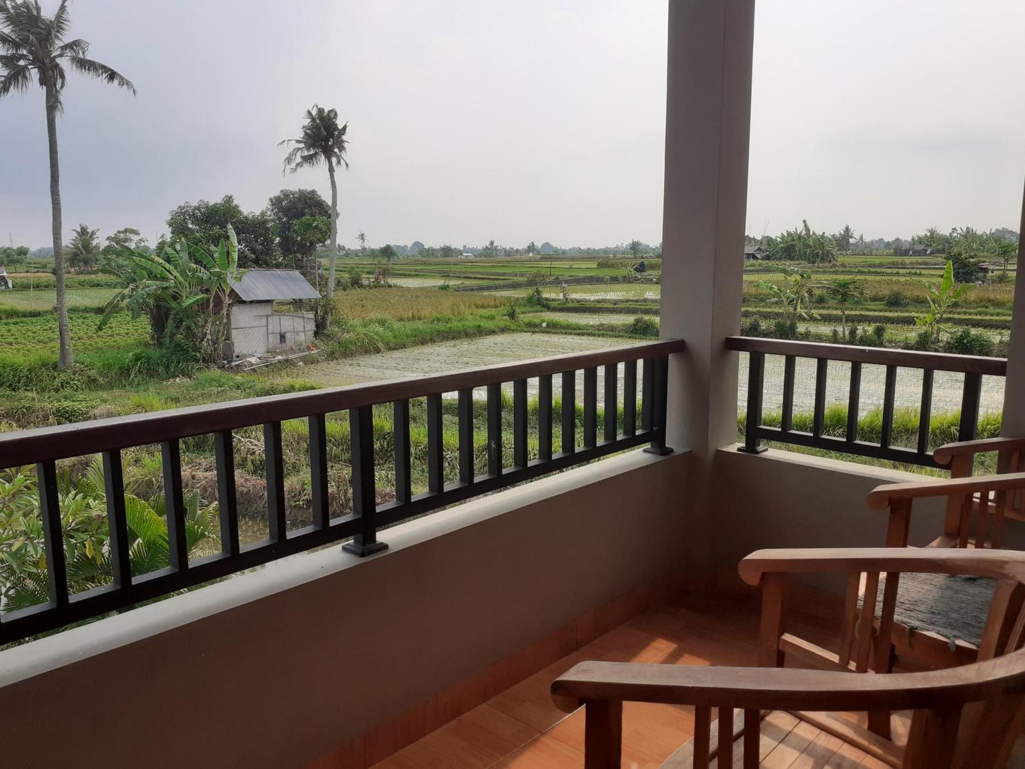 Apartamento Griya Bun Sari Sukawati Exterior foto